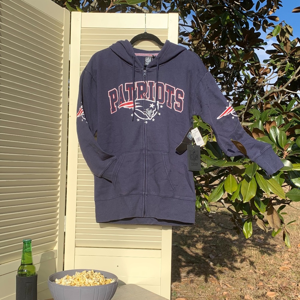 NWT - NFL Patriot Zippered Hoodie